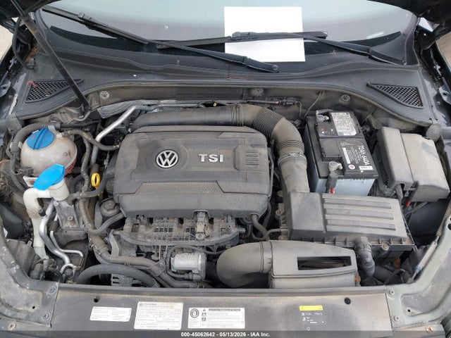 2017 Volkswagen Passat 1.8t Se მანქანა იყიდება აუქციონზე, vin: 1VWBT7A35HC010533, აუქციონის ნომერი: 45062642