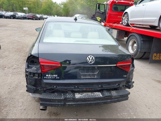 2017 Volkswagen Passat 1.8t Se მანქანა იყიდება აუქციონზე, vin: 1VWBT7A35HC010533, აუქციონის ნომერი: 45062642
