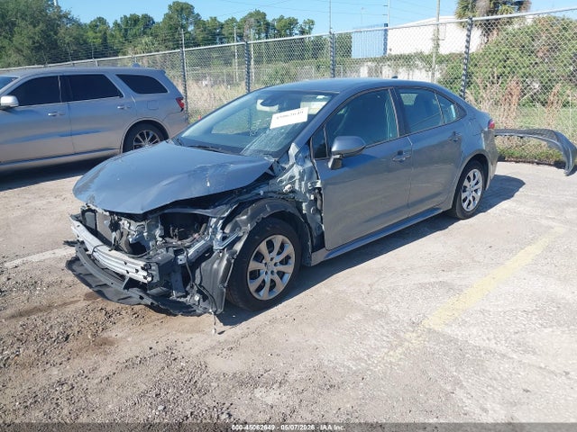 45062649 :رقم المزاد ، 5YFEPMAE2MP212266 vin ، 2021 Toyota Corolla Le مزاد بيع