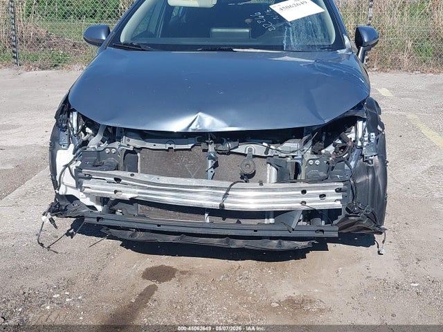 45062649 :رقم المزاد ، 5YFEPMAE2MP212266 vin ، 2021 Toyota Corolla Le مزاد بيع