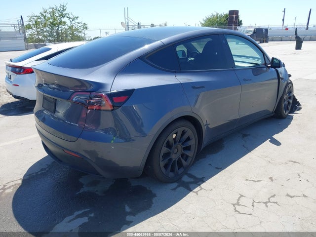 Продаж на аукціоні авто 2023 Tesla Model Y Awd/long Range Dual Motor All-wheel Drive, vin: 7SAYGDEE4PA025358, номер лоту: 45062666