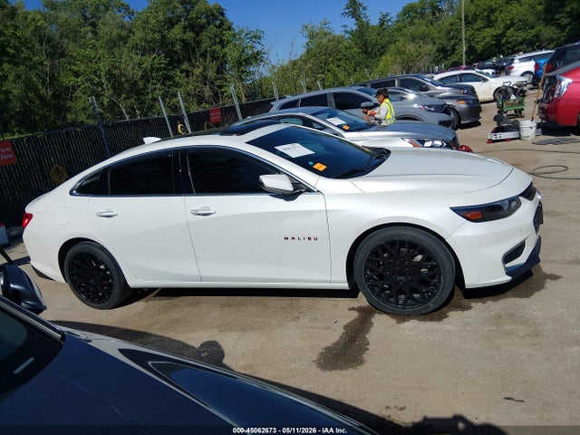 45062673 :رقم المزاد ، 1G1ZH5SX5HF181864 vin ، 2017 Chevrolet Malibu Premier مزاد بيع