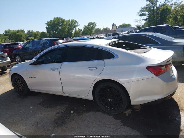45062673 :رقم المزاد ، 1G1ZH5SX5HF181864 vin ، 2017 Chevrolet Malibu Premier مزاد بيع