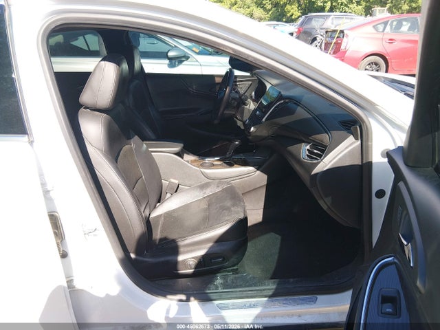 45062673 :رقم المزاد ، 1G1ZH5SX5HF181864 vin ، 2017 Chevrolet Malibu Premier مزاد بيع