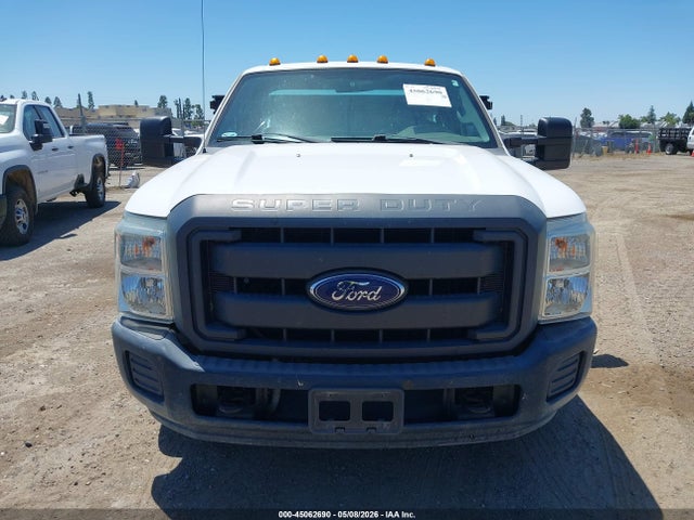 Ford F-350 Chassis Xl 2016 1FDRF3G6XGED31226 Image 17