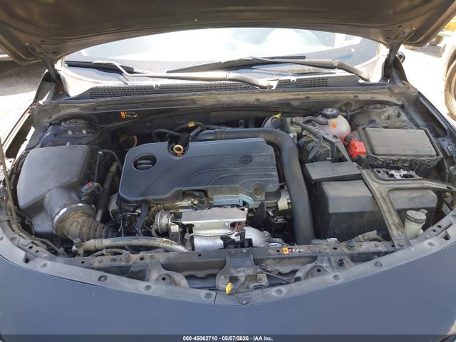 1G1ZD5ST7LF121702 Chevrolet Malibu Fwd Lt