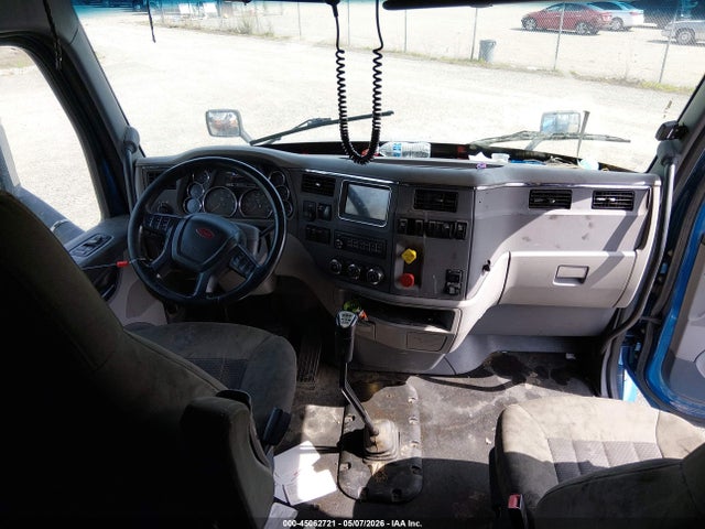 45062721 :رقم المزاد ، 1XPBDP9X5FD266443 vin ، 2015 Peterbilt 579 مزاد بيع