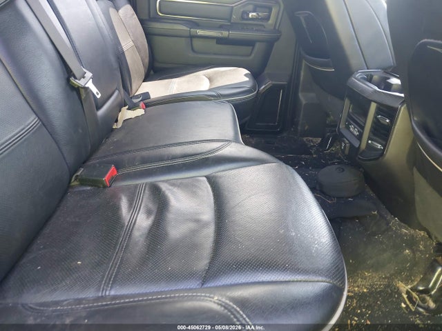 45062729 :رقم المزاد ، 3C63R3RL2NG153460 vin ، 2022 Ram 3500 Limited  4x4 8' Box مزاد بيع