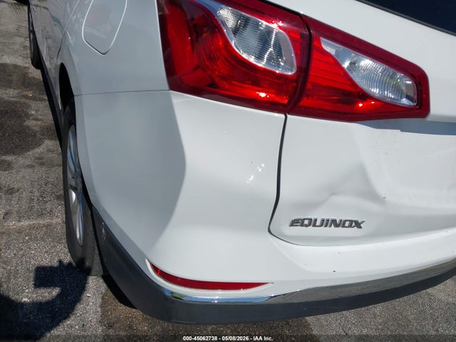 Продажа на аукционе авто 2021 Chevrolet Equinox Awd Lt, vin: 2GNAXUEV5M6130551, номер лота: 45062738