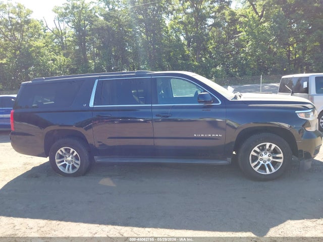 Продажа на аукционе авто 2015 Chevrolet Suburban 1500 Lt, vin: 1GNSKJKC9FR220345, номер лота: 45062755