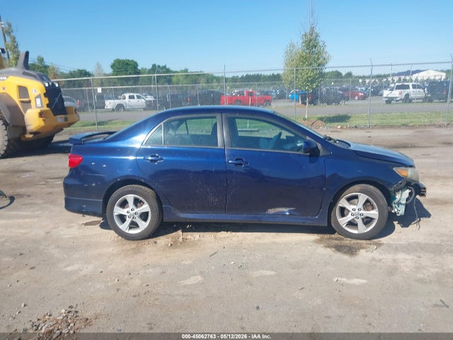 45062763 :رقم المزاد ، 2T1BU4EEXDC001967 vin ، 2013 Toyota Corolla S مزاد بيع