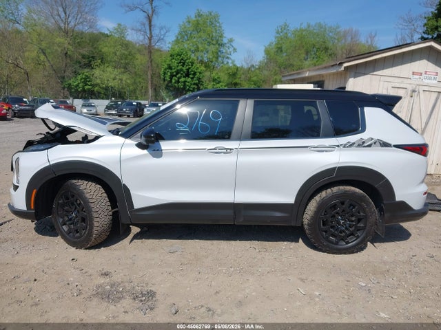 Auction sale of the 2025 Mitsubishi Outlander Trail Edition S-awc, vin: JA4J4VA85SZ039962, lot number: 45062769