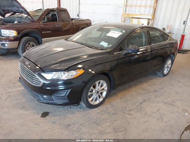 45062775 :رقم المزاد ، 3FA6P0HD3LR256060 vin ، 2020 Ford Fusion Se مزاد بيع