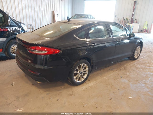 45062775 :رقم المزاد ، 3FA6P0HD3LR256060 vin ، 2020 Ford Fusion Se مزاد بيع
