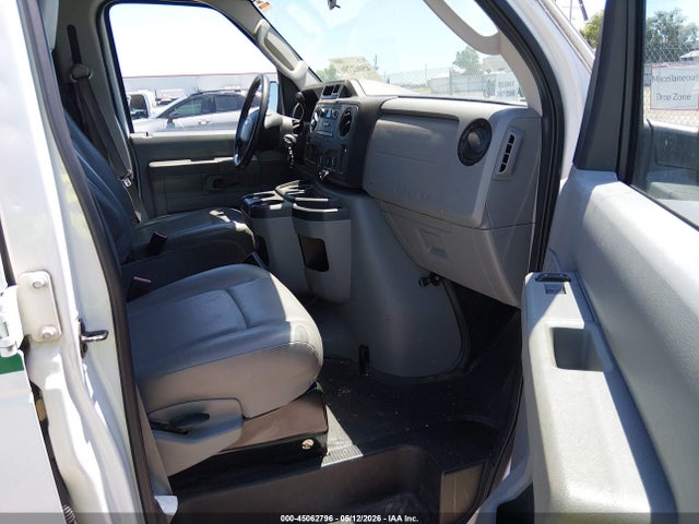 2013 Ford E-250 Commercial მანქანა იყიდება აუქციონზე, vin: 1FTNE2EW0DDB32299, აუქციონის ნომერი: 45062796