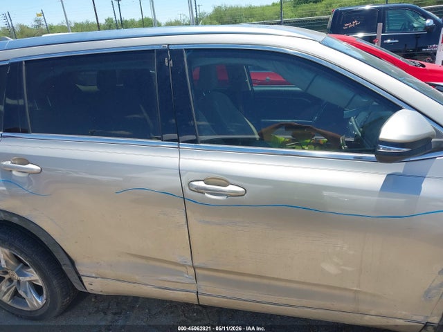 Toyota Highlander Limited V6 2015 5TDYKRFH2FS055019 Image 13