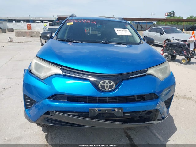 Продаж на аукціоні авто 2017 Toyota Rav4 Le, vin: JTMZFREV5HJ117108, номер лоту: 45062822