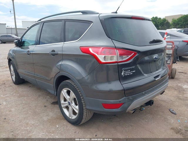 Продажа на аукционе авто 2016 Ford Escape Se, vin: 1FMCU0GX5GUA75456, номер лота: 45062823