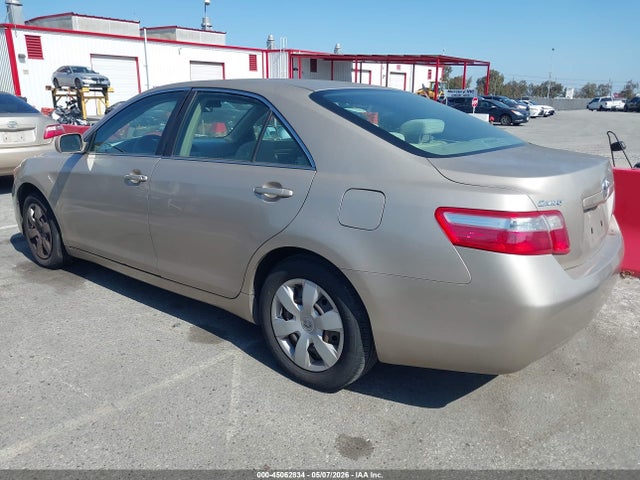 45062834 :رقم المزاد ، 4T4BE46K18R025487 vin ، 2008 Toyota Camry Le مزاد بيع