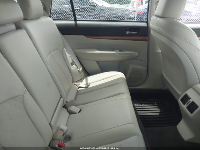 45062878 :رقم المزاد ، 4S4BRCLC2E3203124 vin ، 2014 Subaru Outback 2.5i Limited مزاد بيع