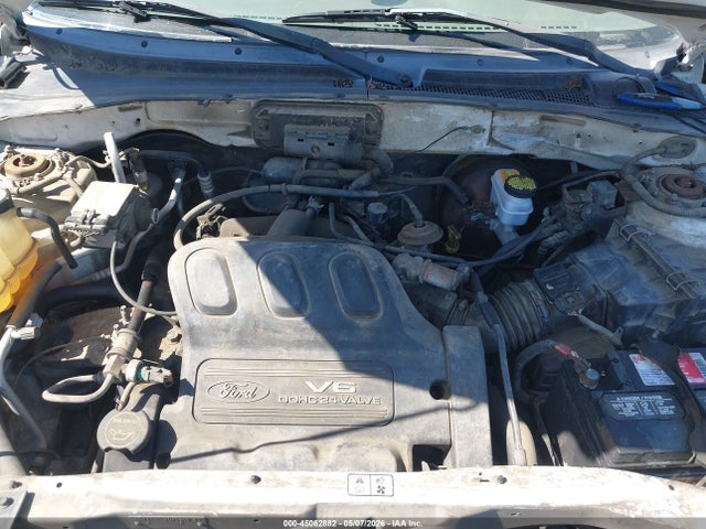 Продаж на аукціоні авто 2002 Ford Escape Xls, vin: 1FMYU01162KA35031, номер лоту: 45062882