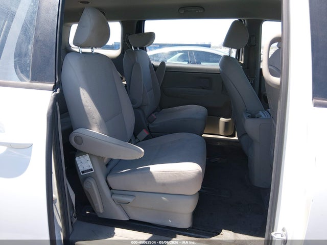 Продажа на аукционе авто 2016 Kia Sedona L, vin: KNDMA5C10G6152531, номер лота: 45062904