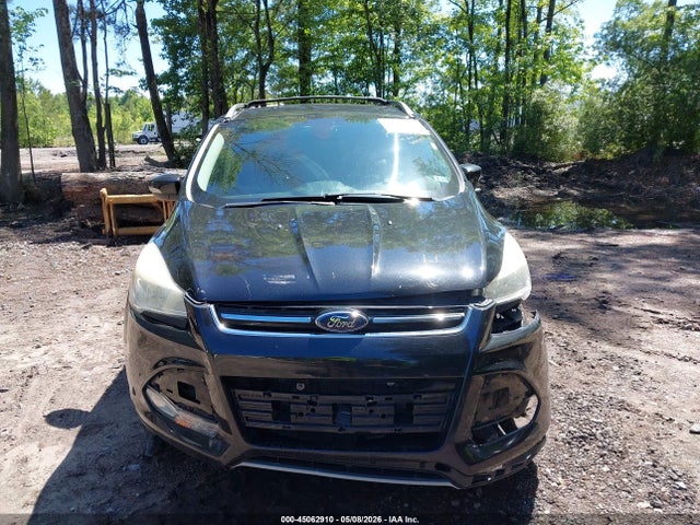 45062910 :رقم المزاد ، 1FMCU9J99FUB54531 vin ، 2015 Ford Escape Titanium مزاد بيع