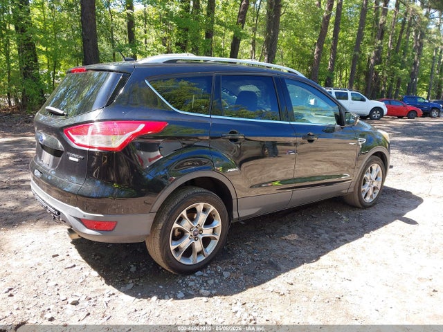 45062910 :رقم المزاد ، 1FMCU9J99FUB54531 vin ، 2015 Ford Escape Titanium مزاد بيع