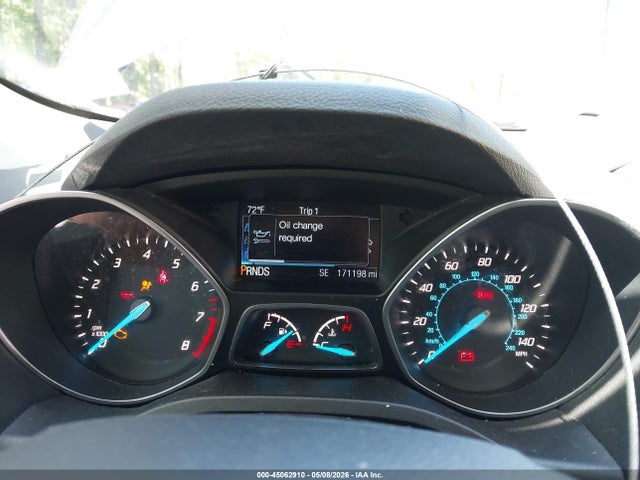 45062910 :رقم المزاد ، 1FMCU9J99FUB54531 vin ، 2015 Ford Escape Titanium مزاد بيع