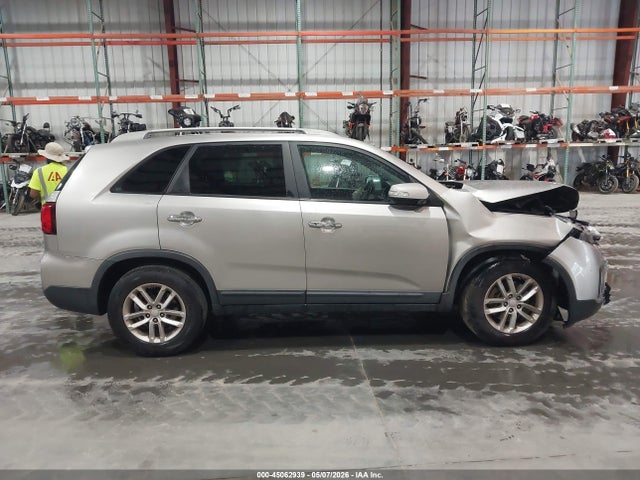 Продаж на аукціоні авто 2015 Kia Sorento Lx, vin: 5XYKT4A64FG598767, номер лоту: 45062939