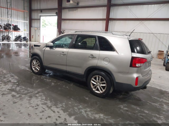 Продаж на аукціоні авто 2015 Kia Sorento Lx, vin: 5XYKT4A64FG598767, номер лоту: 45062939
