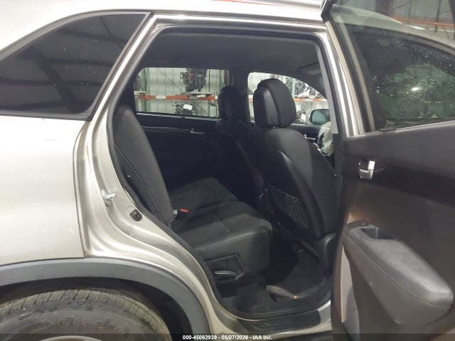 Продаж на аукціоні авто 2015 Kia Sorento Lx, vin: 5XYKT4A64FG598767, номер лоту: 45062939