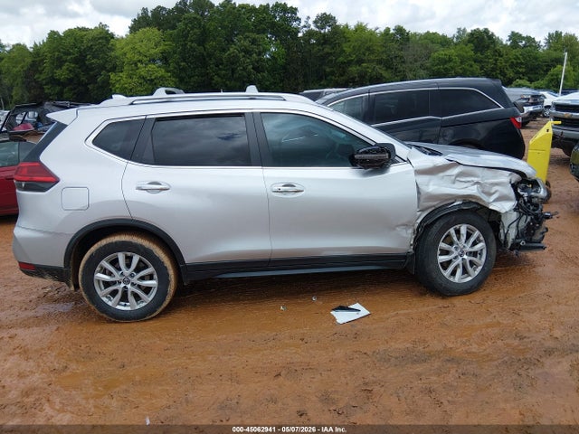 2017 Nissan Rogue Sv მანქანა იყიდება აუქციონზე, vin: 5N1AT2MT2HC891345, აუქციონის ნომერი: 45062941