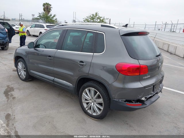 WVGAV7AX7FW503813 Volkswagen TIGUAN SE