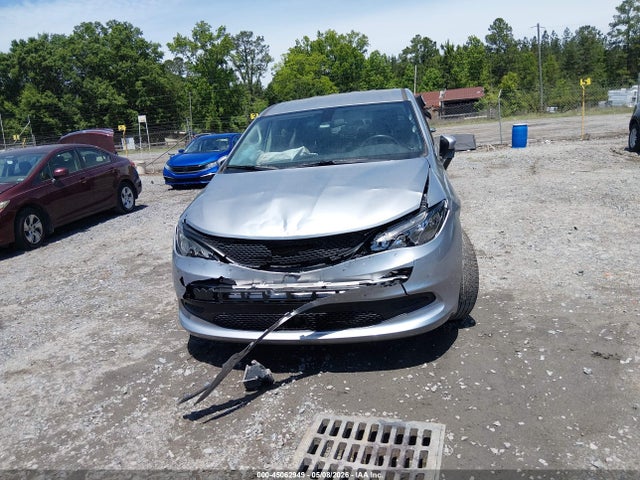 45062949 :رقم المزاد ، 2C4RC1CG7MR592649 vin ، 2021 Chrysler Voyager Lx مزاد بيع