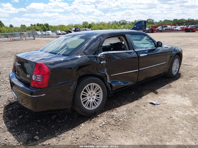 45062993 :رقم المزاد ، 2C3CA4CD6AH133802 vin ، 2010 Chrysler 300 Touring مزاد بيع