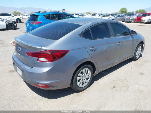 Hyundai ELANTRA SE 2019 KMHD74LF4KU852573 Image 4