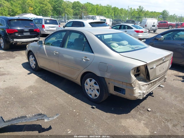45063033 :رقم المزاد ، 4T1BE32K25U591423 vin ، 2005 Toyota Camry Se مزاد بيع