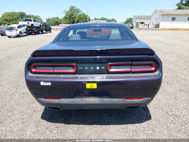 45063036 :رقم المزاد ، 2C3CDZAG1FH804009 vin ، 2015 Dodge Challenger Sxt مزاد بيع