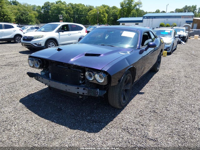 45063036 :رقم المزاد ، 2C3CDZAG1FH804009 vin ، 2015 Dodge Challenger Sxt مزاد بيع