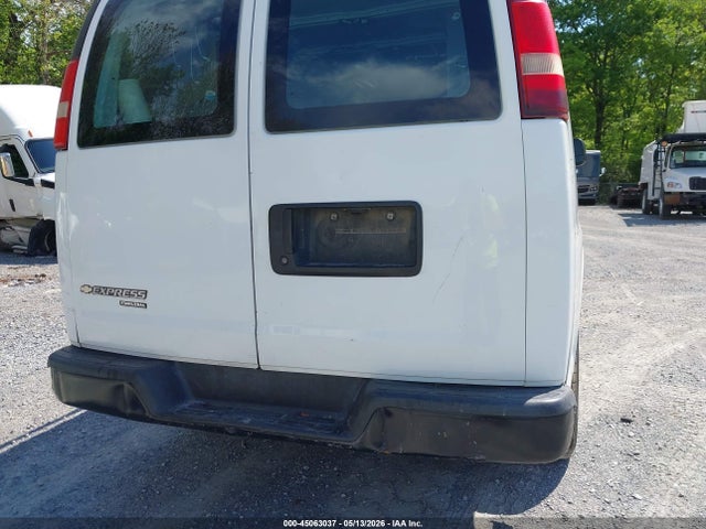45063037 :رقم المزاد ، 1GCWGFFF6F1106430 vin ، 2015 Chevrolet Express 2500 Work Van مزاد بيع
