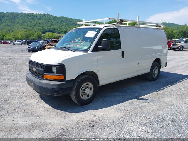 45063037 :رقم المزاد ، 1GCWGFFF6F1106430 vin ، 2015 Chevrolet Express 2500 Work Van مزاد بيع