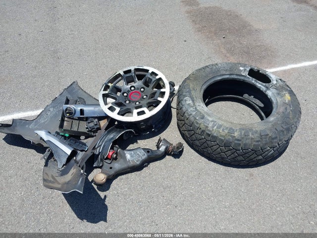 Продажа на аукционе авто 2022 Toyota 4runner Limited, vin: JTEDU5JR1N5267475, номер лота: 45063068