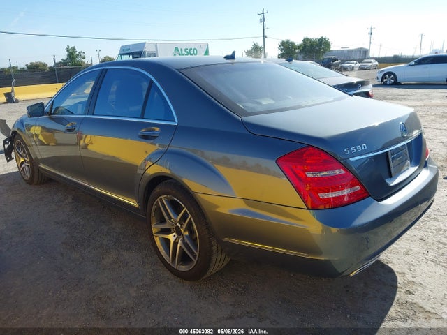 2010 Mercedes-benz S 550 მანქანა იყიდება აუქციონზე, vin: WDDNG7BBXAA329086, აუქციონის ნომერი: 45063082