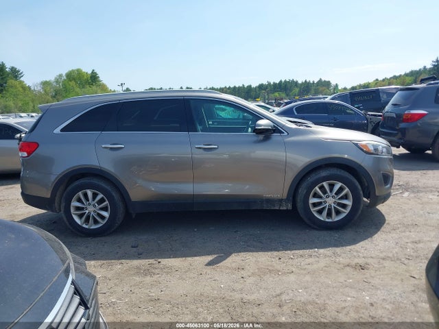 5XYPGDA57GG089856 KIA Sorento 3.3l Lx