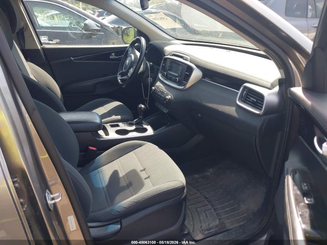 5XYPGDA57GG089856 KIA Sorento 3.3l Lx
