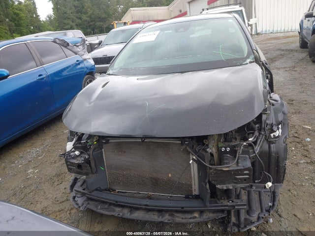 45063128 :رقم المزاد ، 5YFVPMAEXMP230675 vin ، 2021 Toyota Corolla Le مزاد بيع
