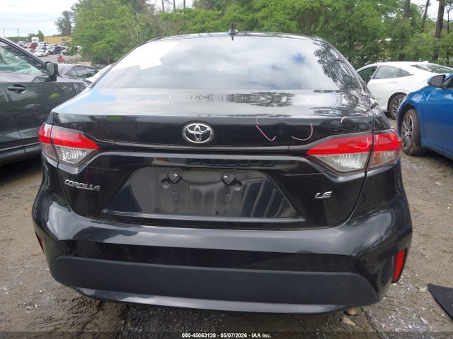 45063128 :رقم المزاد ، 5YFVPMAEXMP230675 vin ، 2021 Toyota Corolla Le مزاد بيع
