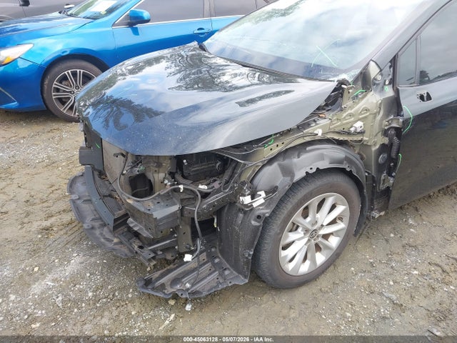 45063128 :رقم المزاد ، 5YFVPMAEXMP230675 vin ، 2021 Toyota Corolla Le مزاد بيع