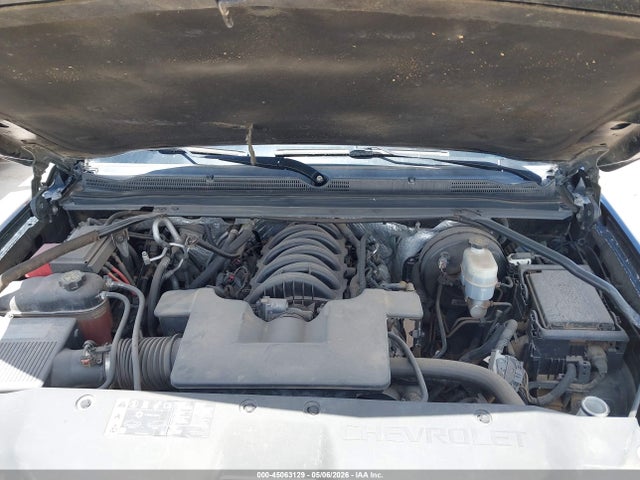 Продаж на аукціоні авто 2018 Chevrolet Suburban Lt, vin: 1GNSKHKC4JR137648, номер лоту: 45063129